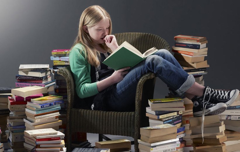 ۳۰ رمان جذاب که نوجوانان حتما باید بخوانند