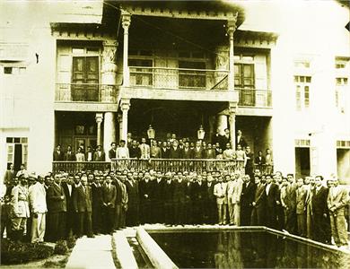 دبیرستان شاهپور شیراز